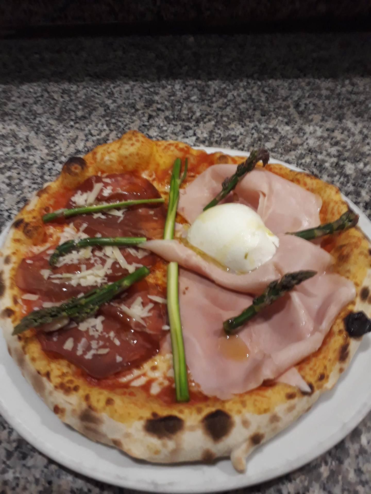 asparagi freschi, bresaola grana padano, cotto brace, burrata